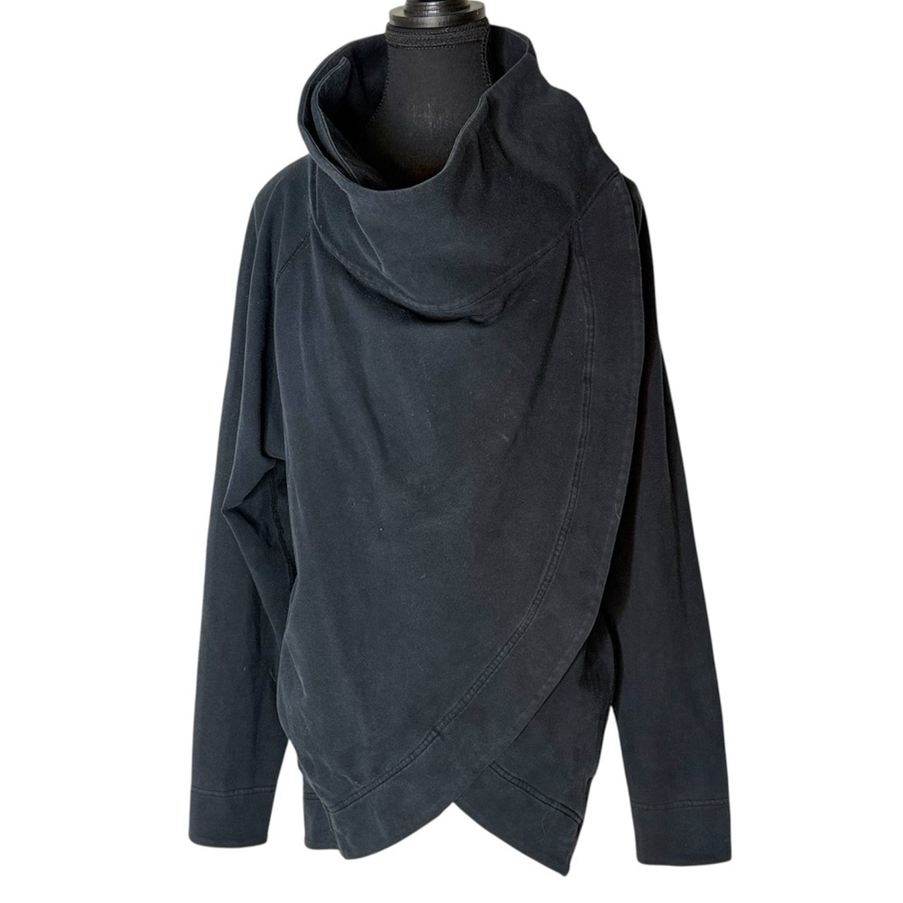 LULULEMON Black Post Savasana Cocoon Wrap Asymmetrical Cowl Neck Snaps Pockets 6